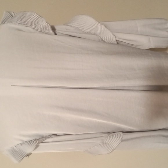 Simply Vera -Vera Wang V Neck Long Sleeve Accordion Ruffle Detail Blouse Size L - Picture 9 of 9
